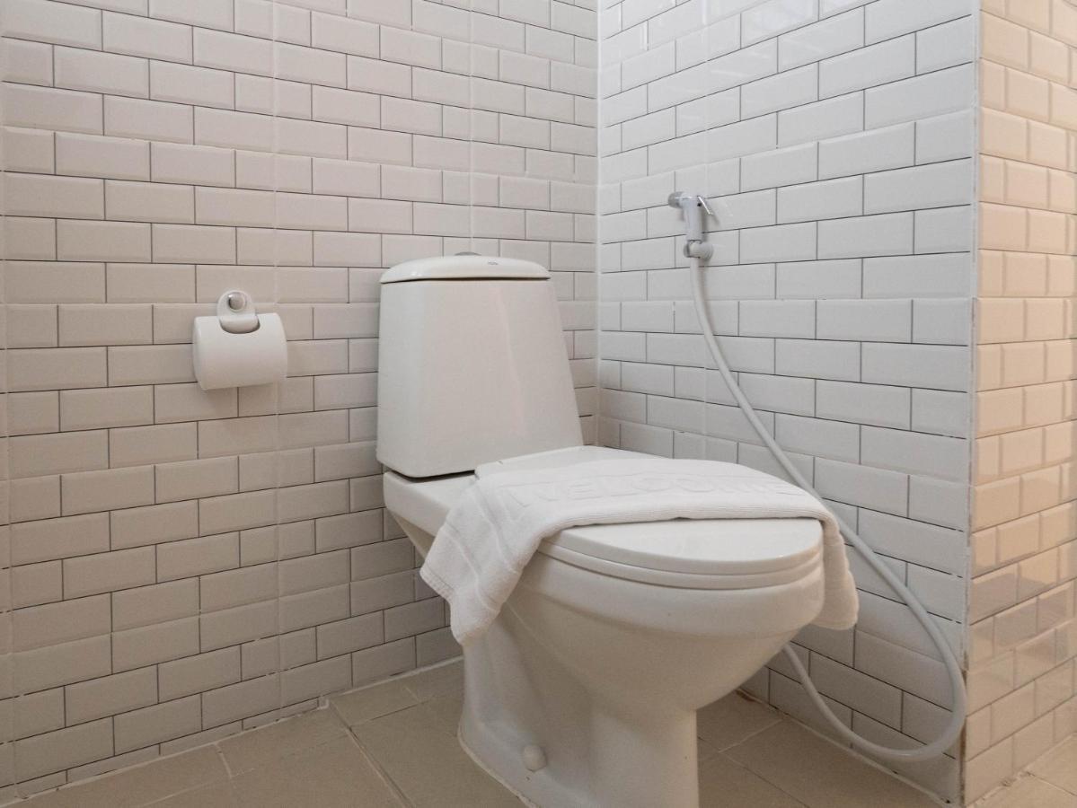 Roomquest Bangkok Sukhumvit 50 מראה חיצוני תמונה